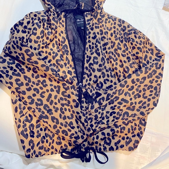 Windbreaker raincoat.  Animal print - Picture 1 of 6